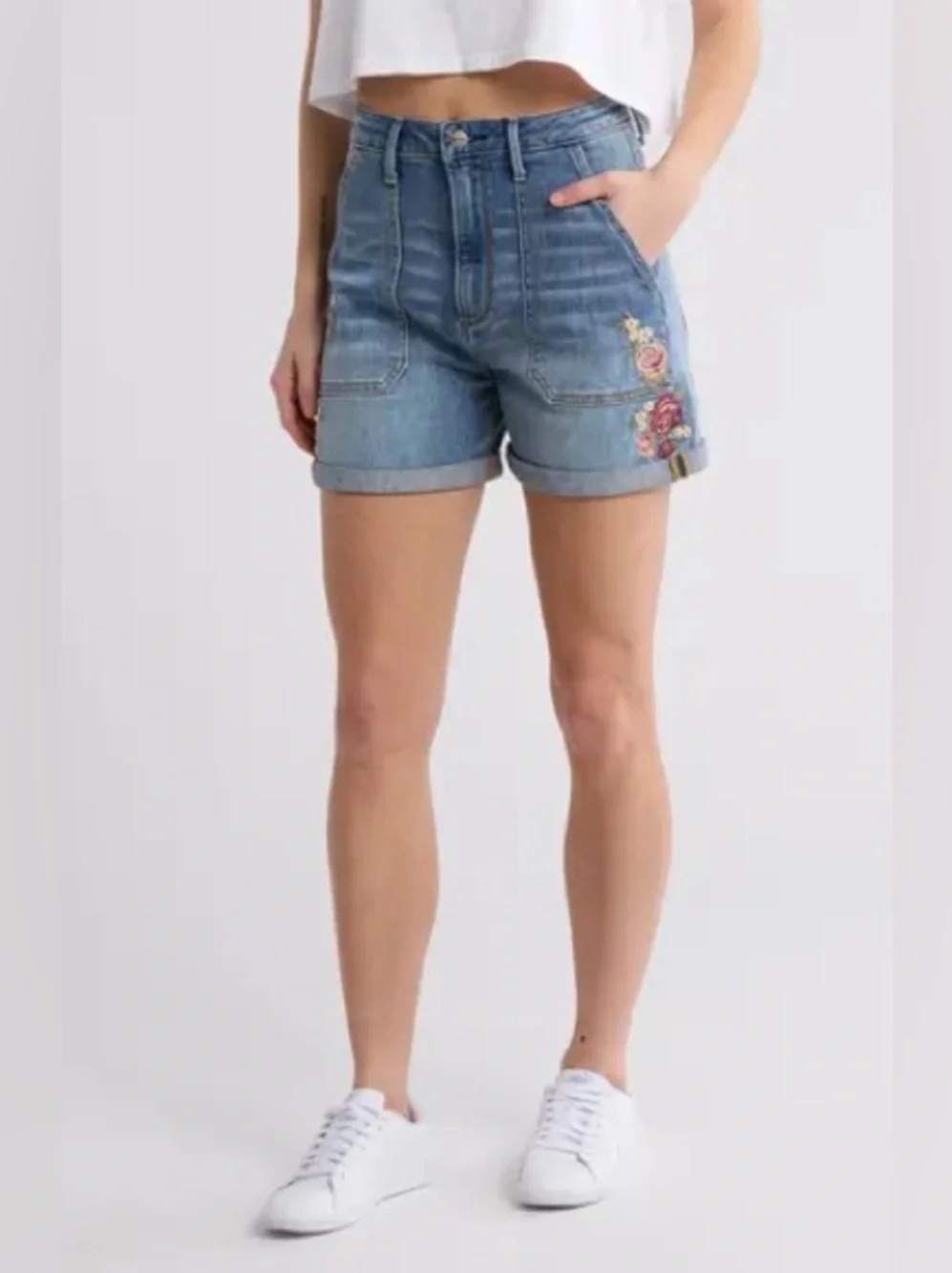 DRIFTWOOD High Waist Floral Embroidered Utility Shorts 26 - Picture 1 of 6